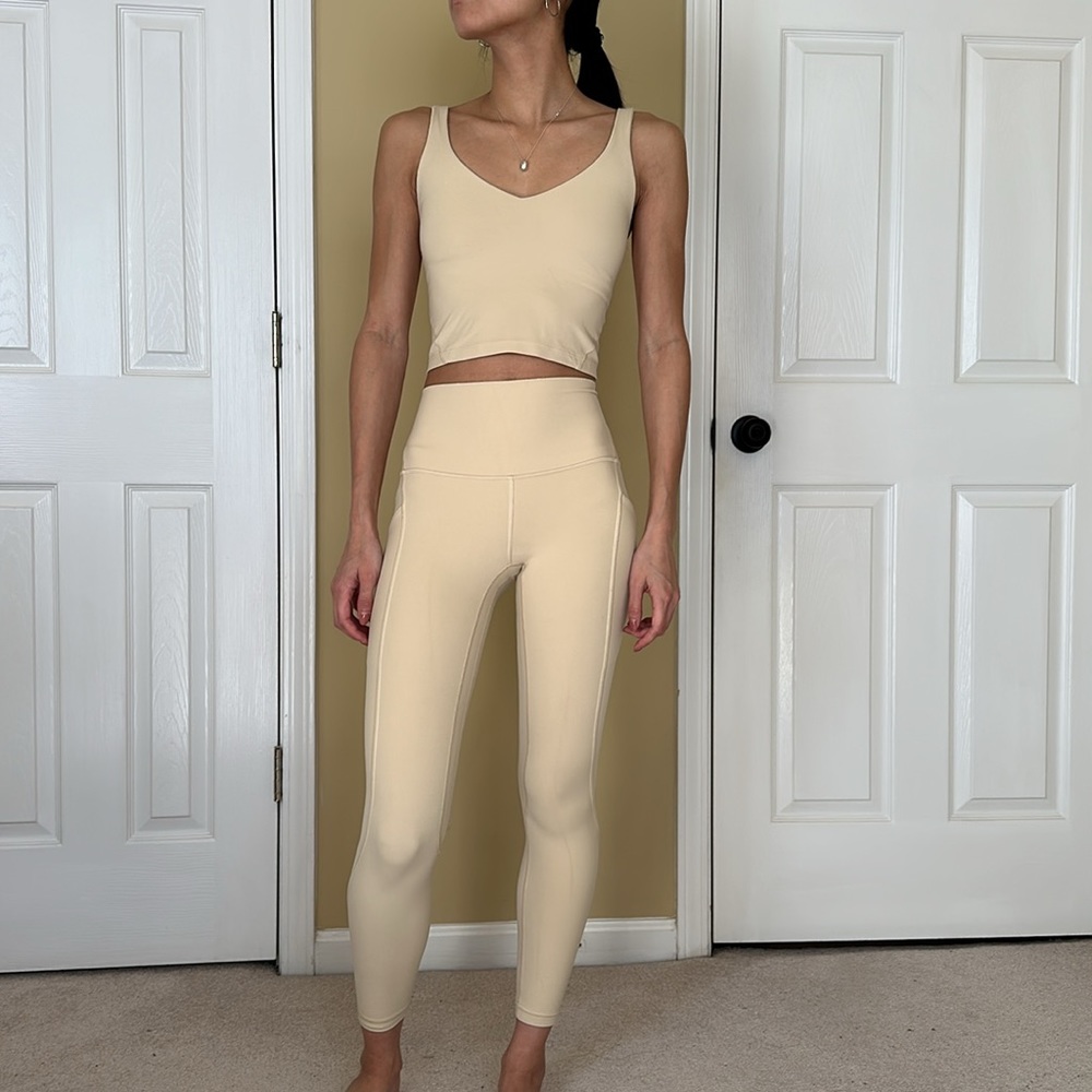 Lululemon workout set
